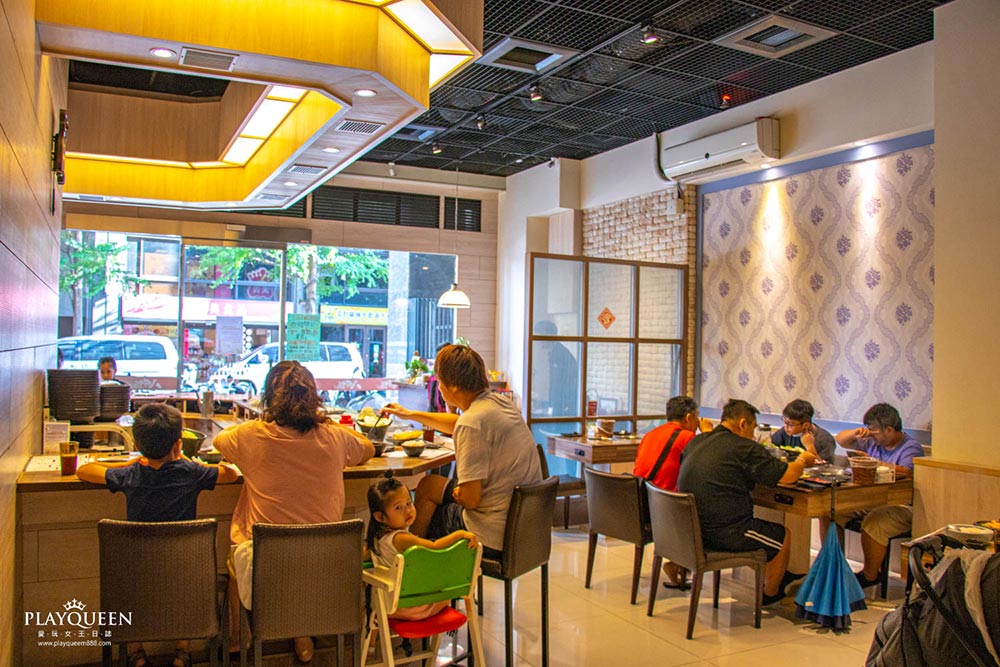 八吋鍋大里總店 八吋鍋大里總店