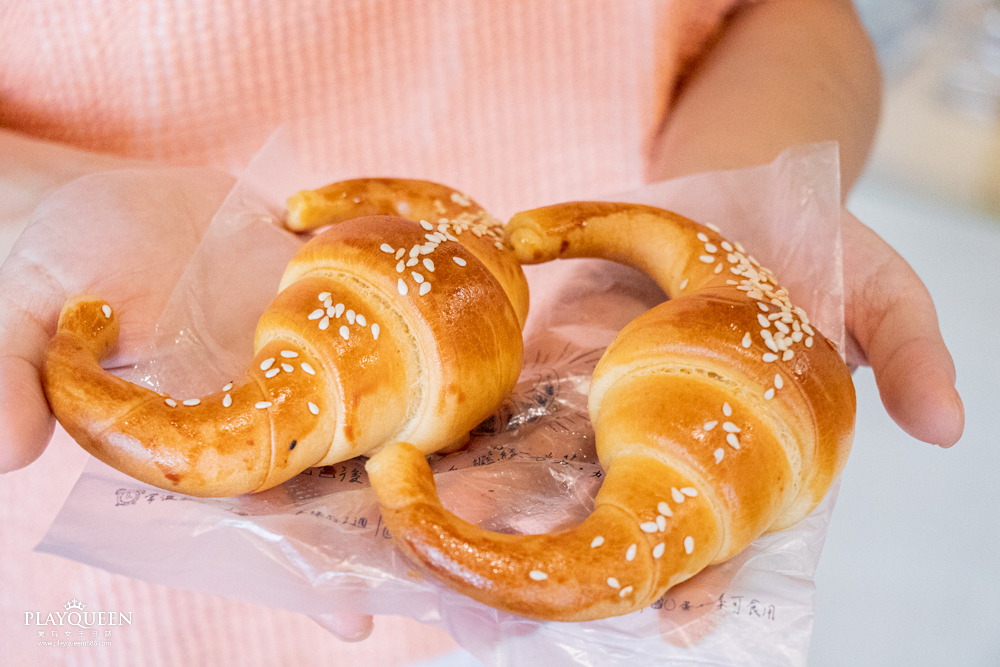 三角湧金牛角