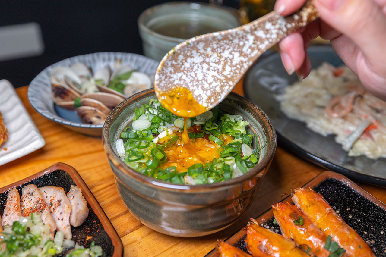 敷酒串屋