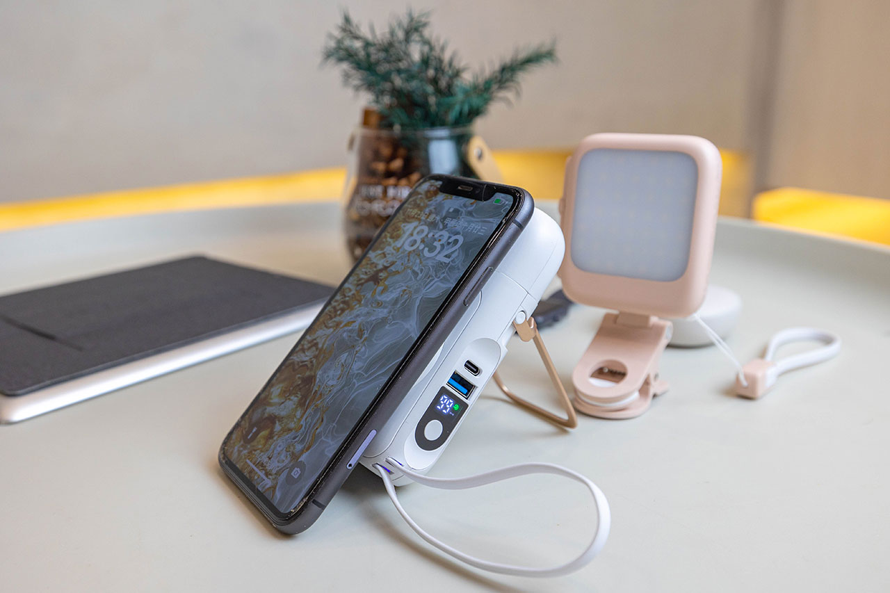 TORRII、SOLA太能充、LUNA月光充，2024行動電源推薦