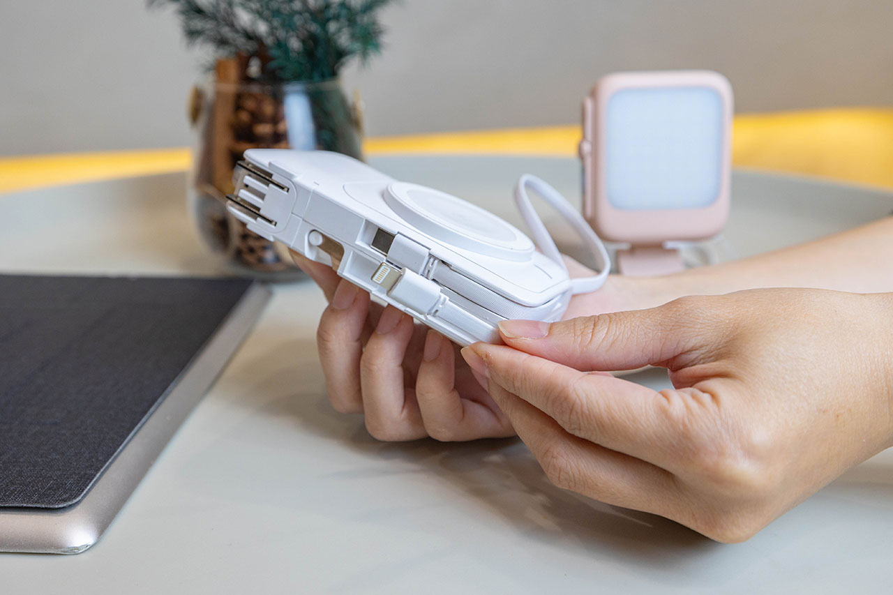 TORRII、SOLA太能充、LUNA月光充，2024行動電源推薦
