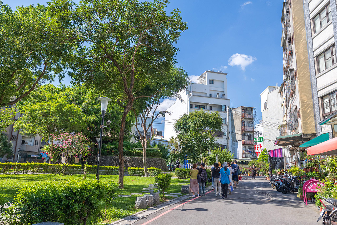 旺來八 頂街門市｜頂街派出所｜漆器DIY走讀豐原一日遊，豐原送禮推薦豐原火車站伴手禮推薦