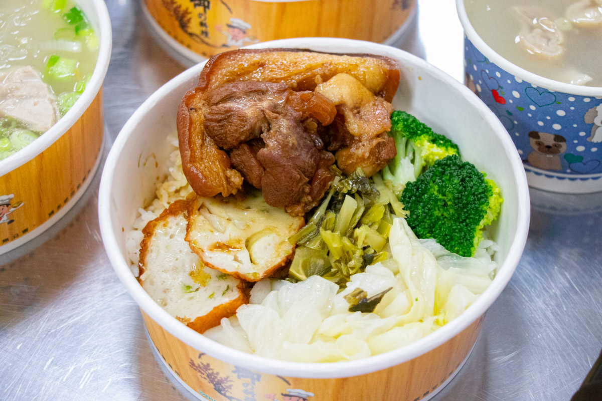 鹿港洪爌肉飯 鹿港洪爌肉飯